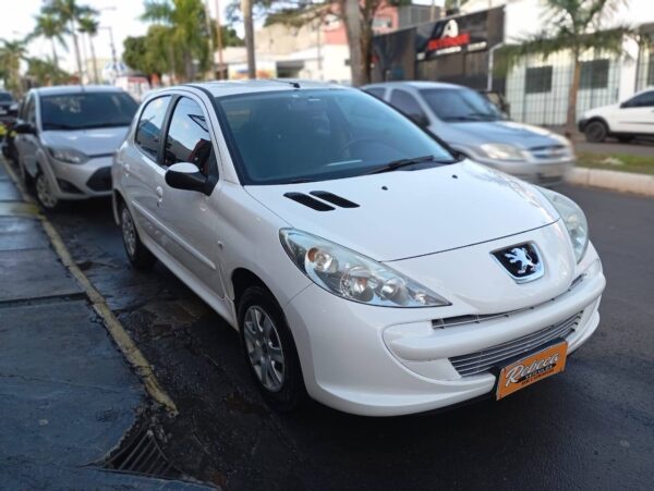 Peugeot 208 2013 - Image 14