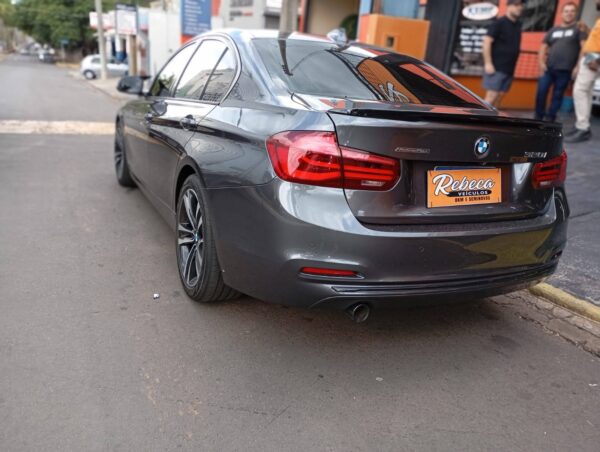 BMW 320i 2018 - Image 7