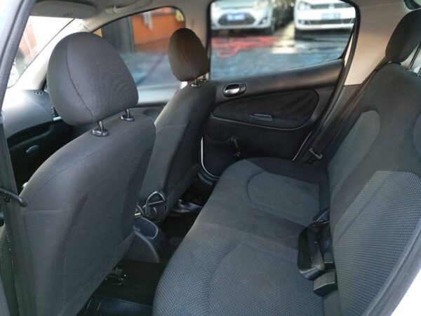 Peugeot 208 2013 - Image 6