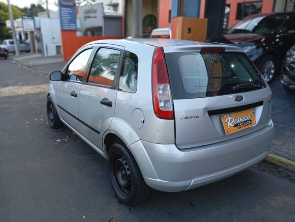 Fiesta Hatch 2008 - Image 2