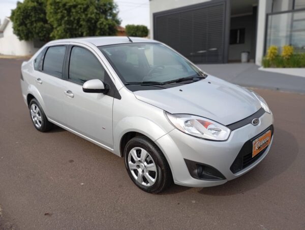 Fiesta Sedan 2014 - Image 2