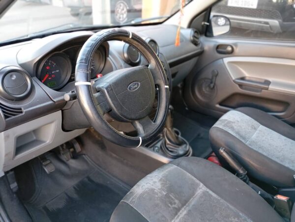Fiesta Hatch 2008 - Image 8