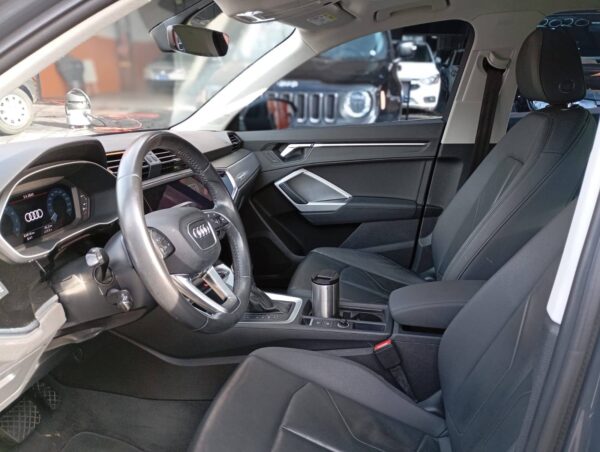 Audi Q3 2020 - Image 9