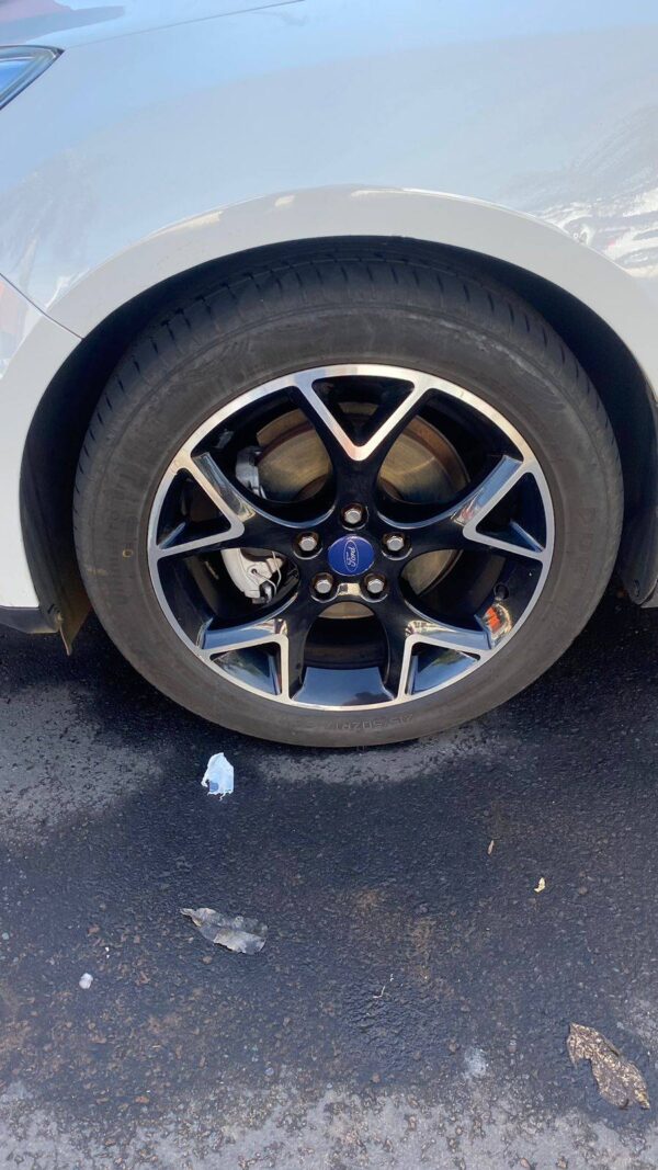 Focus Hatch Titanium 2015 - Imagem 2
