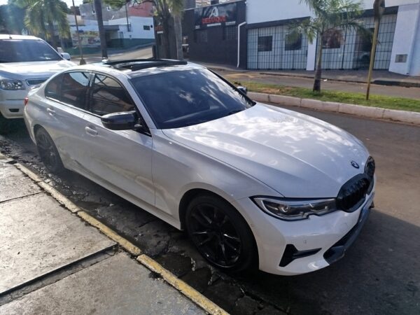 BMW 320 I 2020 - Imagem 4