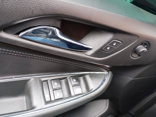 CRUZE LT 2022 - Imagem 11