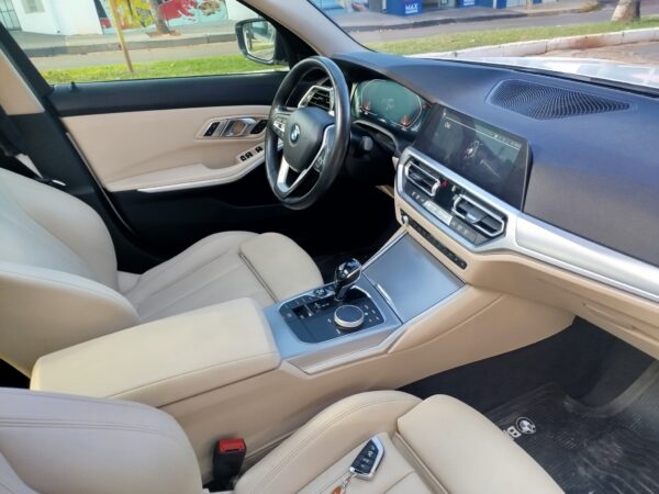 BMW 320 I 2020 - Imagem 7