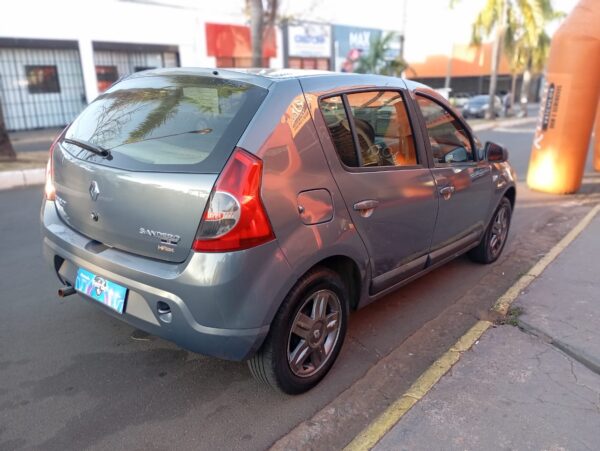 Sandero Expression 2010 - Imagem 5