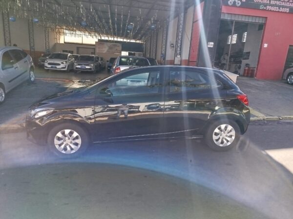 Onix LT 2016 - Imagem 11