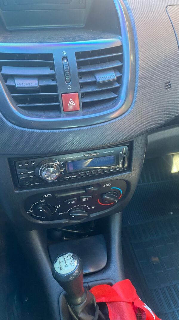 Peugeot 207HB XR 2010 - Imagem 8